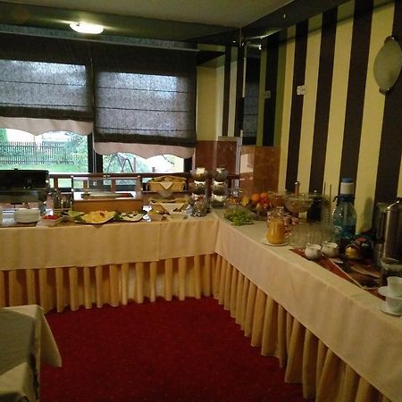 Hotel Rypsowka 新松奇 外观 照片