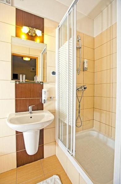 Hotel Rypsowka 新松奇 客房 照片